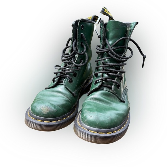 Dr. Martens 1460 Green Leather Boots – Women’s 6 US – Distressed & Worn - Picture 1 of 12